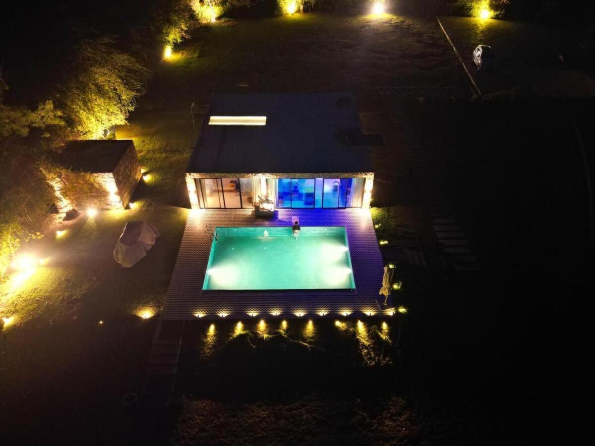 Kesar Farm House On The Lake Udaipur Esterno foto